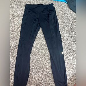 Lulu lemon black leggings with pockets